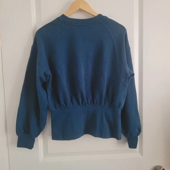 LULULEMON HUGGED WAIST BLUE PULLOVER SWEATER - Picture 4 of 7